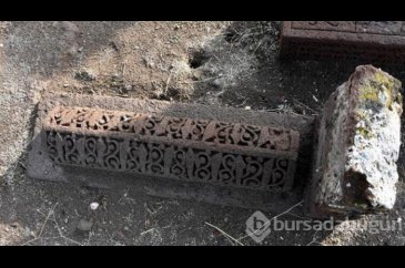 Selçuklu Mezarlığı'nda yapılan kazı çalışmalarında 30'a yakın çocuk...