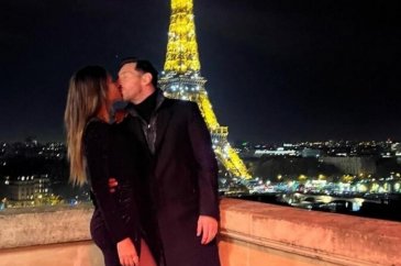 Messi'nin eşinden romantik paylaşım
