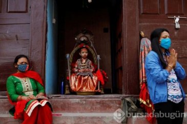 Nepal'in ayakları yere değmeyen çocukları
