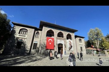 Atatürk'ün şimdiye kadar görülmemiş eşyaları halka sunuldu
