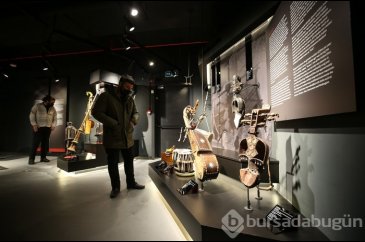 Bursa'daki Müzik Enstrümanları Müzesi müziğin evrenselliğini yansıt...