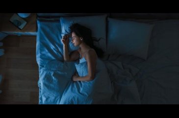 Kalbiniz için bu saatte uykuda olmaya dikkat edin
