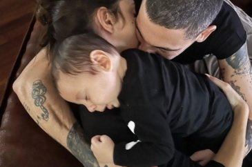Can Bonomo'nun aile saadeti...