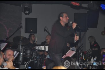 Haktan, Bursa'da sevenleriyle buluştu