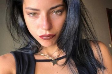 Merve Boluğur doğal halini paylaştı