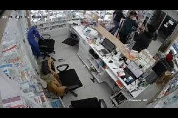 Ankara'da eczane çalışanlarına saldırdı!
