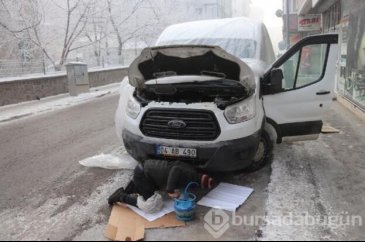 Ağrı -26,9 ile buz tuttu...