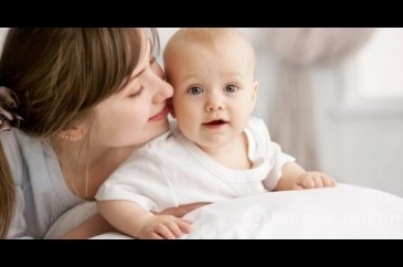 Anne ve bebekleri kaybediyoruz, lütfen aşı olun!
