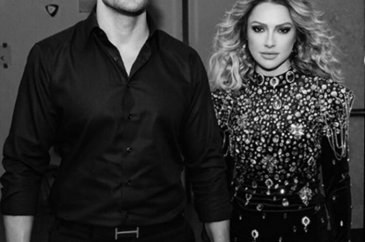 Hadise ve sevgilisi Mehmet Dinçerler'den aşk pozu