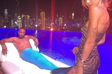 Şeyma Subaşı, Tulum tatilinden dans ettiği anları paylaştı
