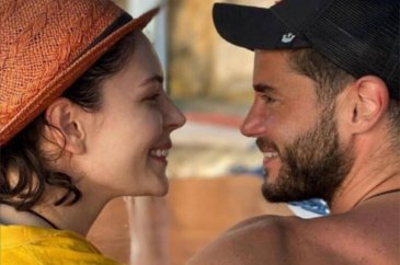 Berk Oktay ile Yıldız Çağrı Atiksoy yaza evleniyor