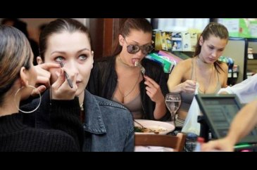 Bella Hadid: Ruh sağlığım için stilistimi bıraktım
