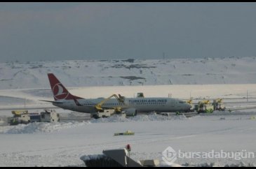 Havalimanı'nda uçuşlar artarak devam ediyor...