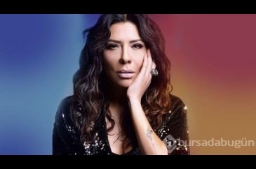 Işın Karaca konserde sahneden düştü!