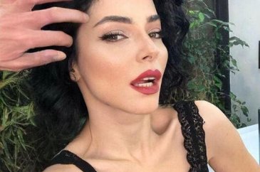 Merve Boluğur'dan takipçisine dikkat çeken yanıt
