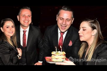 Merve Özbey'in eşinden evlilik yıl dönümü süprizi...
