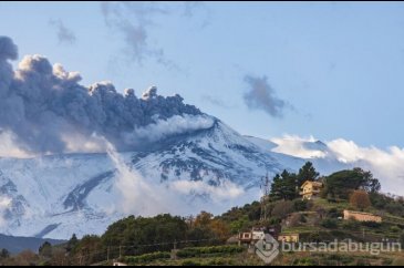 Etna yeniden faaliyete geçti!