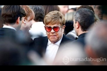 Elton John'un özel jeti havada arızalandı!