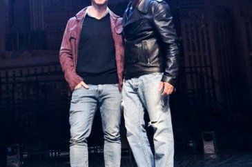 Kerem Bürsin dünyaca ünlü oyuncu Antonio Banderas ile bir araya gel...