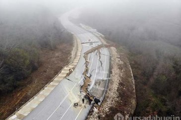 Düzce ve Sakarya yolu ulaşıma kapandı!