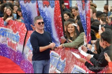Simon Cowell, 20 milyon Sterlin'lik servetini köpeklere bıracak