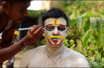 Hindistan'da Gajan Festivali coşkusu