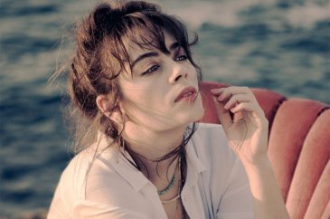 Demet Evgar'dan 5'inci ay pozu