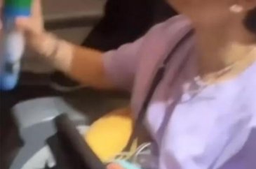 Ezgi Mola ve Merve Dizdar'ın ayak kokusuyla imtihanı!