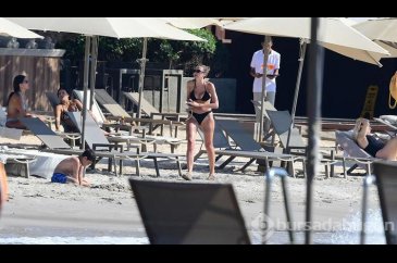 Plajda bile çalıştı