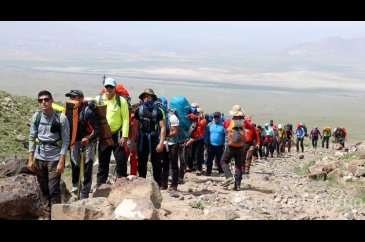 Ağrı Dağı, dağcı kafileleri ağırlıyor
