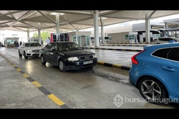 Gurbetçiler Türkiye'ye özlemle geliyor