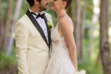 Taner Ölmez'den kızı Zeynep ile tatil pozu