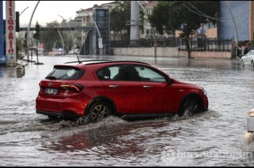 Ankara'da sel can aldı