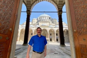  Ufuk Özkan iğne ipliğe döndü