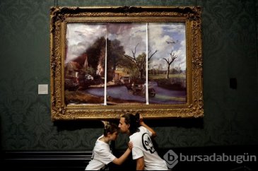 İklim protestocularından sanat galerisinde eylem