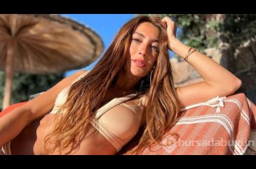 Merve Oflaz'ın tekne tatilinden pozlar