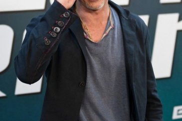 Brad Pitt 'Suikast Treni' filminin Paris galasında