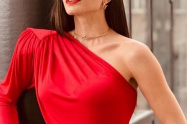 Demet Özdemir makyajsız görüntülendi