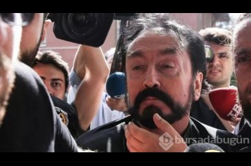 Ezgi Mola'dan Adnan Oktar'a olay yorum