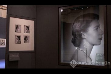 Kraliçe Elizabeth'in mücevherleri sergide