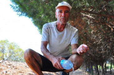 Her gün 20 kilometre yürüyüp kaplumbağaları kurtarıyor