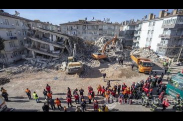 Türkiye'de deprem gerçeği! Son 82 yılda yaşanan en yıkıcı depremler
