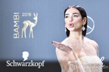 Dua Lipa'dan 27. yaşına özel 27 poz 