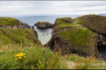 Dünyanın en tehlikeli köprüsü: Carrick-A-Rede Rope