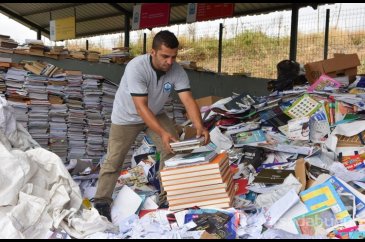 Bursa'nın Yıldırım İlçesinde1 haftada 50 ton kullanılmış kitap topl...