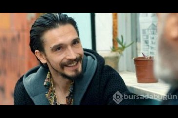 Cinsiyet değiştiren Ahmet Melih Yılmaz mini elbisesiyle poz verdi