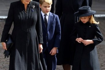 Kraliçe Elizabeth ölünce kraliyet çocuklarının soyadı değişti
