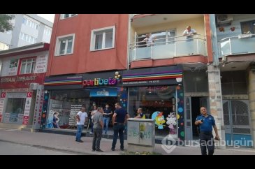 Evine gelen gurbetçiye hırsız şoku