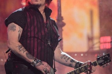 Johnny Depp'in yeni sevgilisi bakın kim çıktı?
