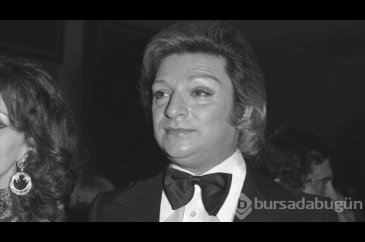 Zeki Müren vefatının 26. yılında anılıyor